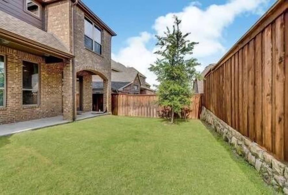 Single Family Home in Dallas