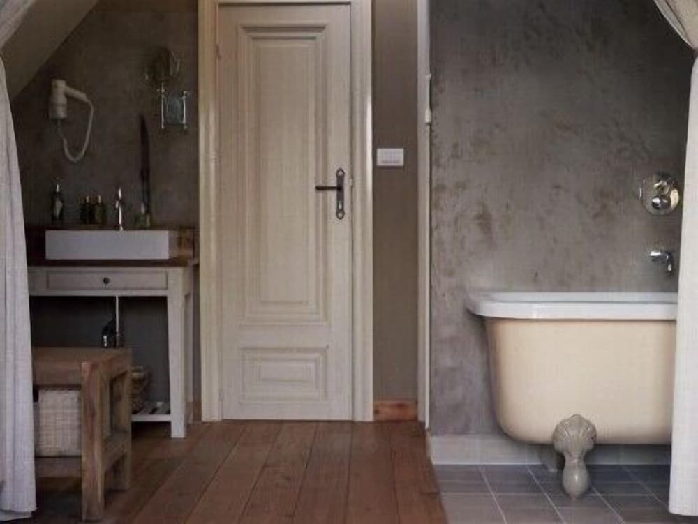 Bruges Vacations - 1669 Bed Breakfast - Property Image 11