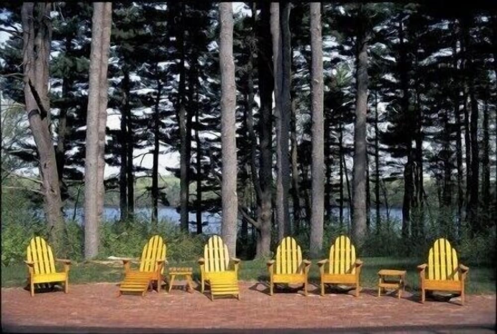 Ashland Vacations - Warren Conference Center and Inn - Property Image 9