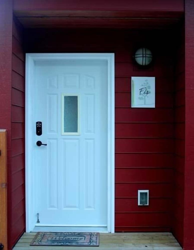Crooked Tree Guest Suites