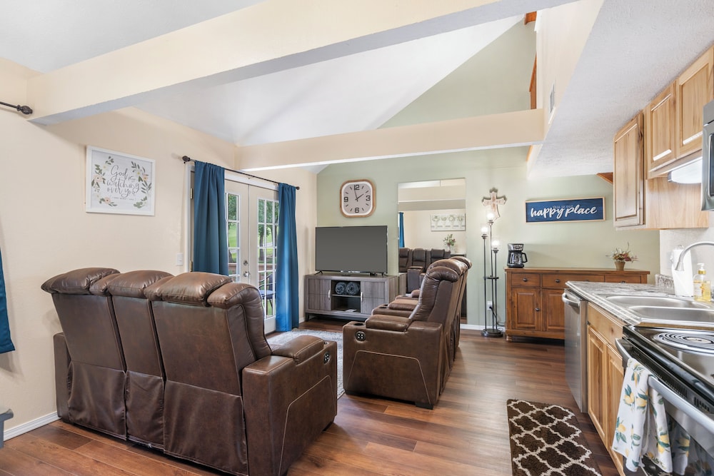 Branson Sweet Retreat - 2 BDR