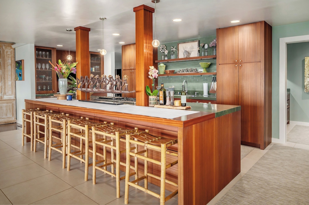 Secret Beach House in Kilauea