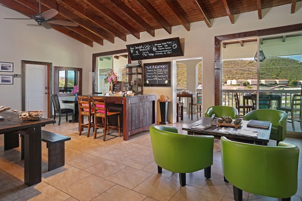 Two Sandals – A Boutique Hotel