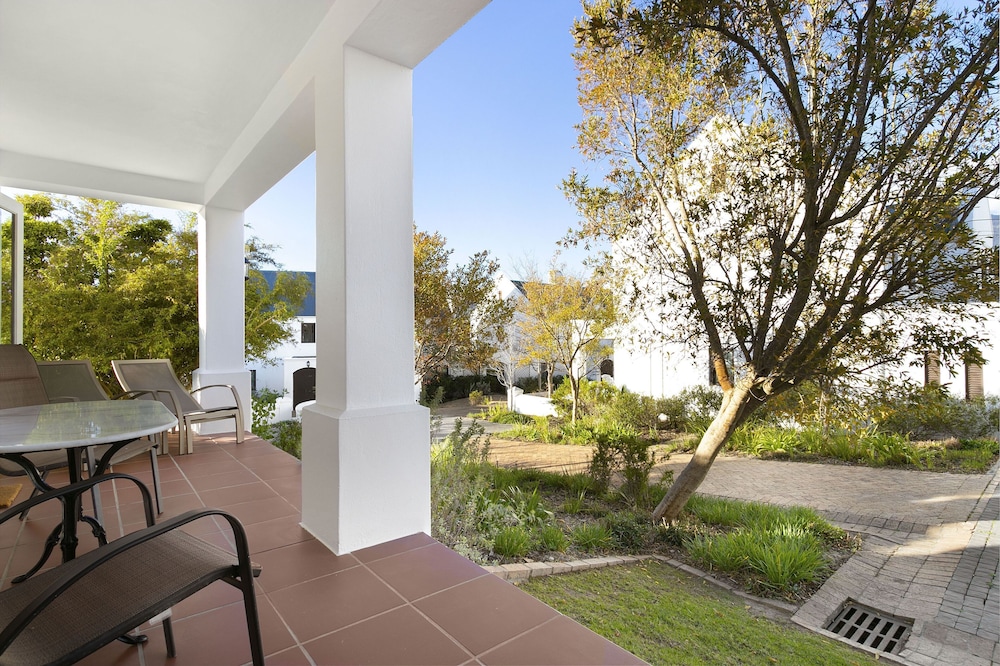 Winelands Golf Lodges at De Zalze