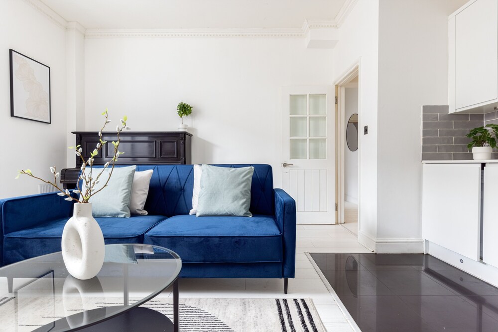 Modern Apartment in Walthamstow