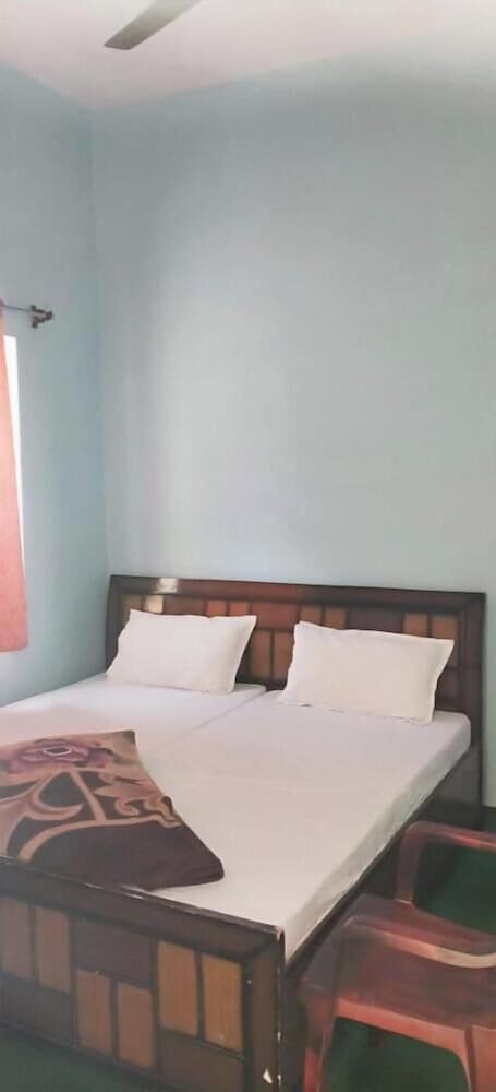 Hotel Dev Darshan & Restaurant