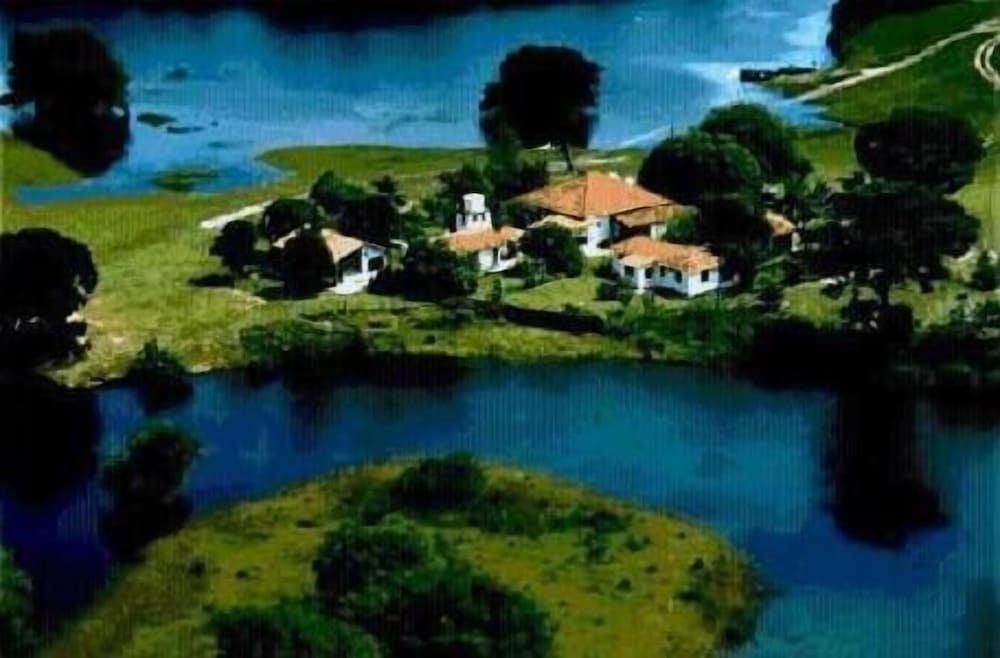 Barra Mansa Lodge view 3