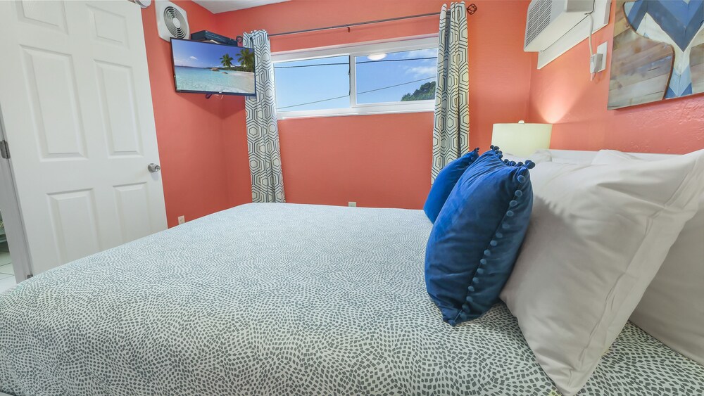 Beach House Hotel