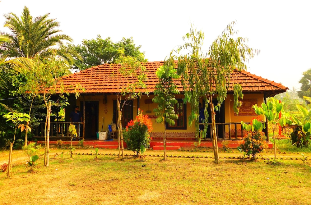 Gram Bangla Retreat