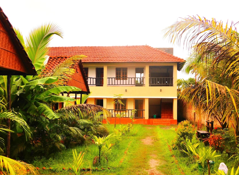 Gram Bangla Retreat