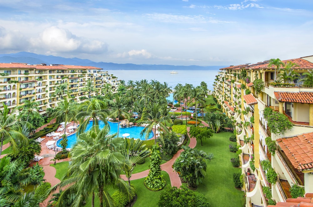 Puerto Vallarta Vacations - Velas Vallarta Suites Resort All Inclusive - Property Image 1