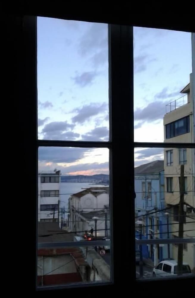 Valparaiso Vacations - El Navegante BnB - Property Image 2