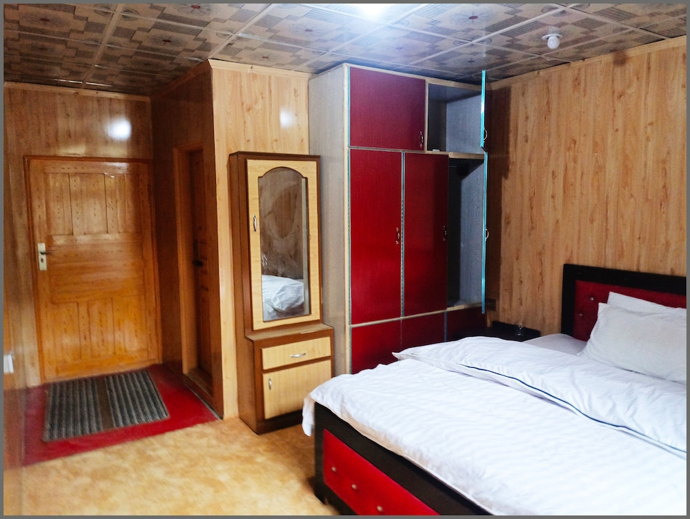 Photo 11