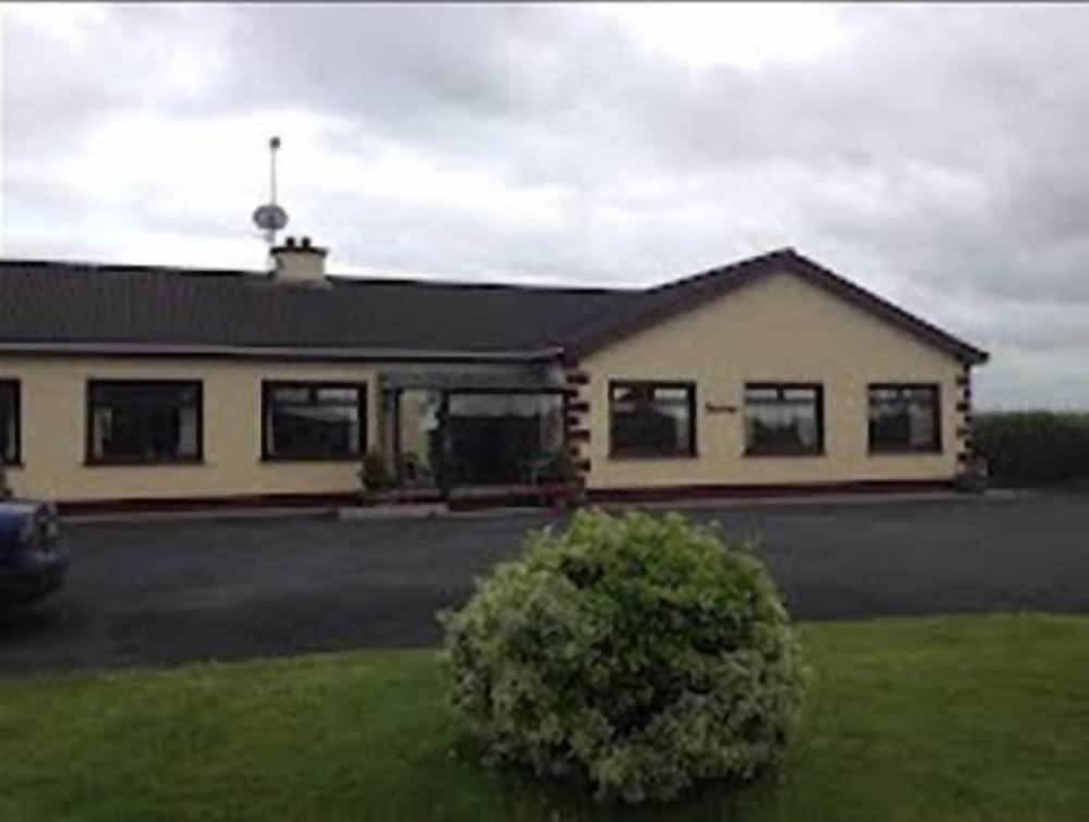 Hotel Moyrhee B&B - Image 1