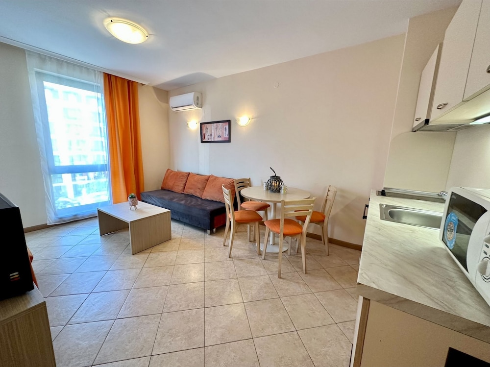 Menada Royal Sun Apartments