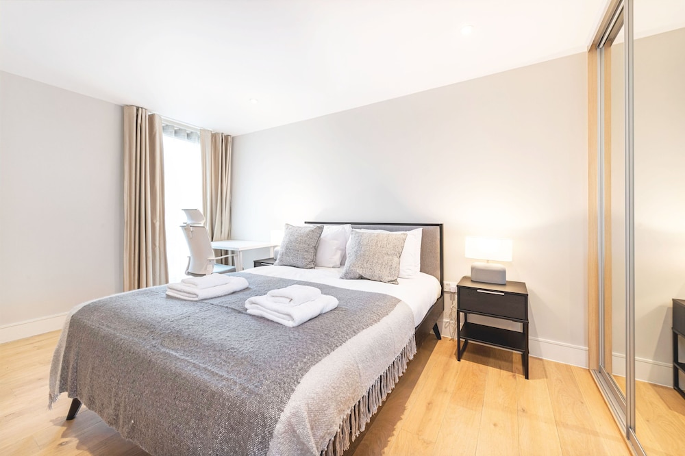 Accomodo London Southbank - Spacious & Elegant Apartments near Big Ben & London Eye