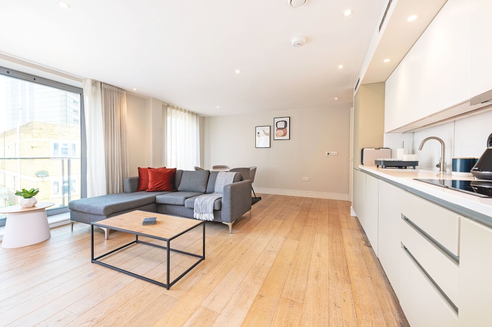 Accomodo London Southbank - Spacious & Elegant Apartments near Big Ben & London Eye