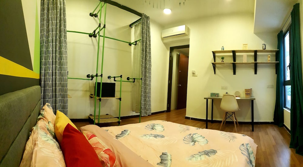 Industrial Suites at Bandar Sunway photo 4