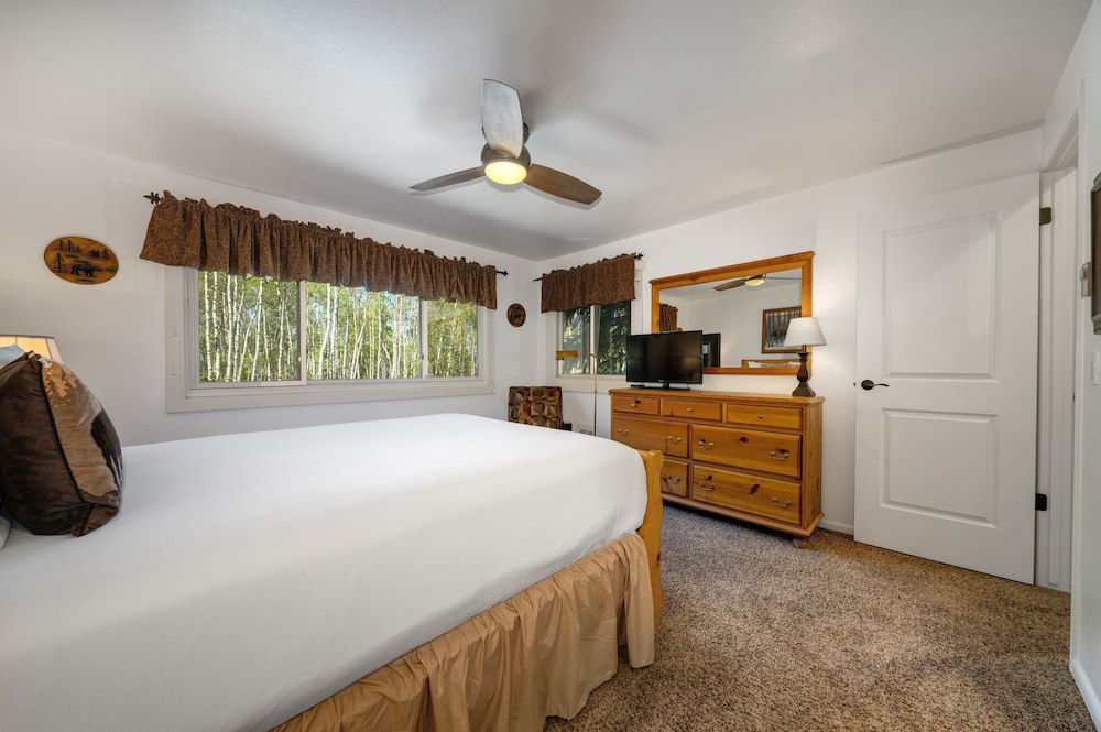 Park City Ski Resort - Snow Flower Vacation Homes