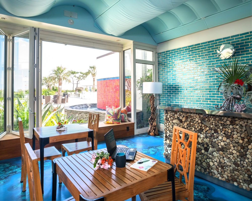 Trailborn Surf and Sound, Outdoor Collection by Marriott Bonvoy view 5