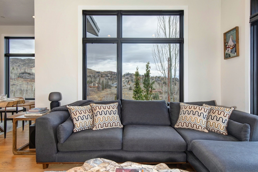 Frost Haven 4 Bedroom Townhouse