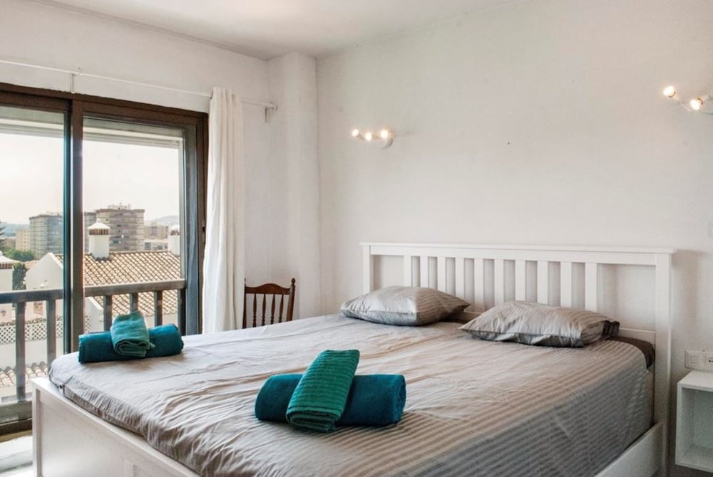 107293 - Apartment in Fuengirola view 3