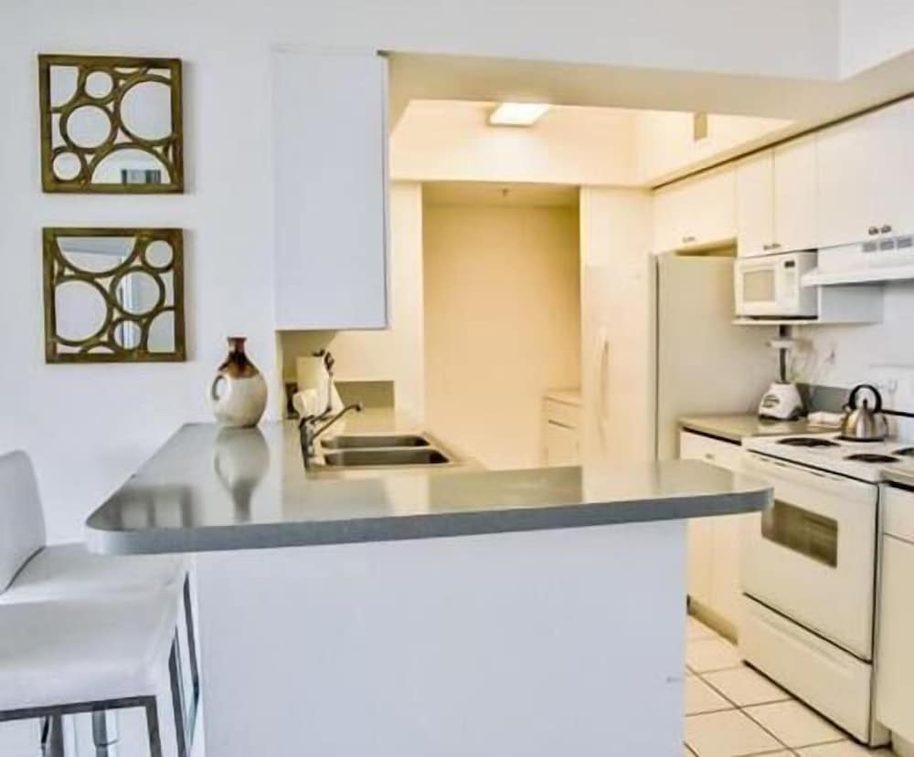 America Luxury Intracoastal Apartments