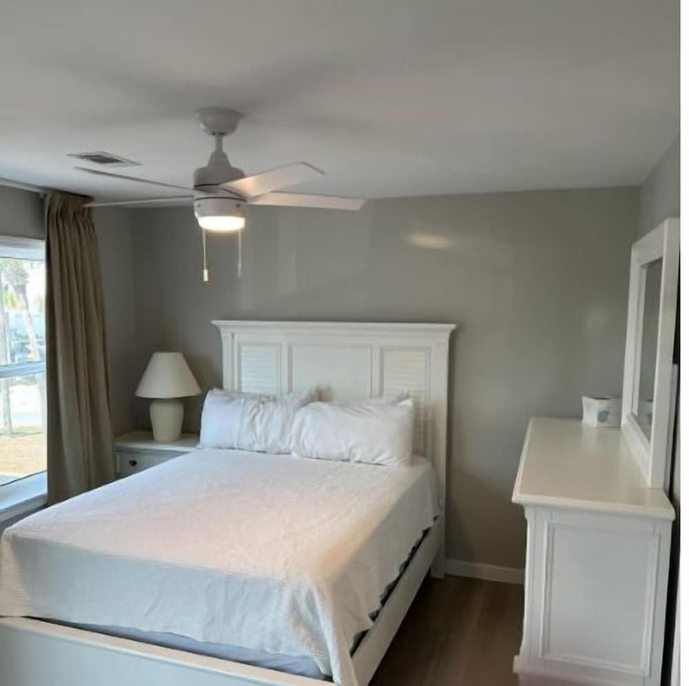 Beachside Villas 523