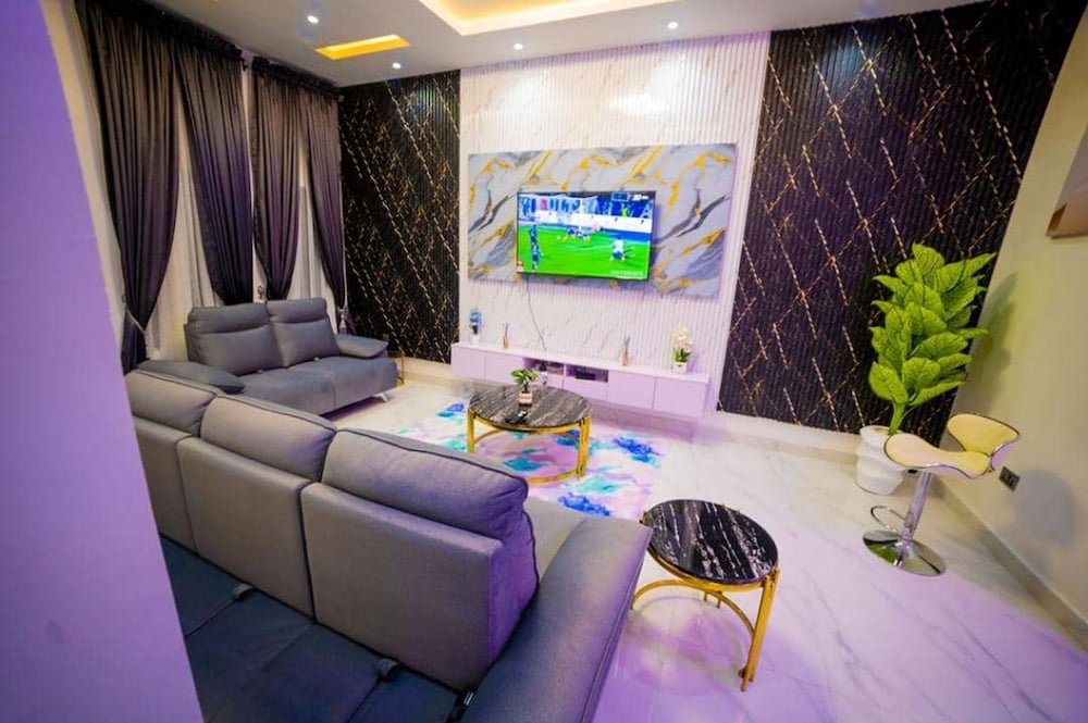 Evanluck Luxury Homes