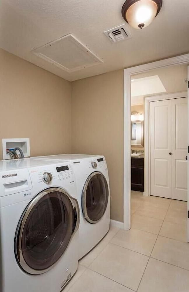 Top Notch By Signature Vacation Rentals