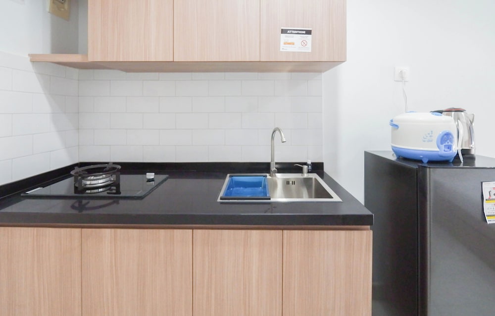 Studio Patraland Urbano Apartment