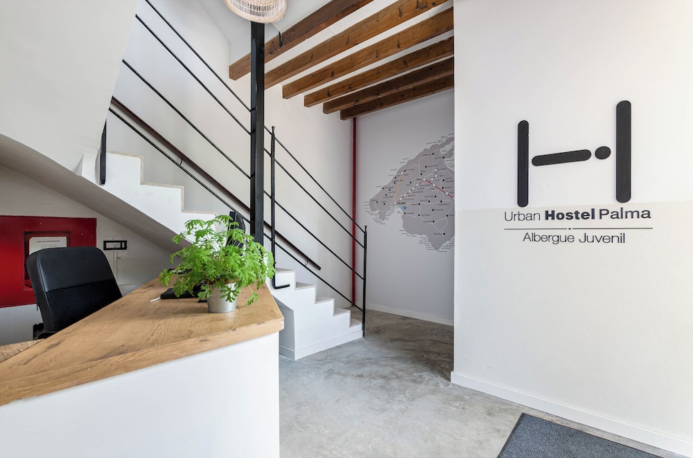 Urban Hostel Palma Albergue Juvenil