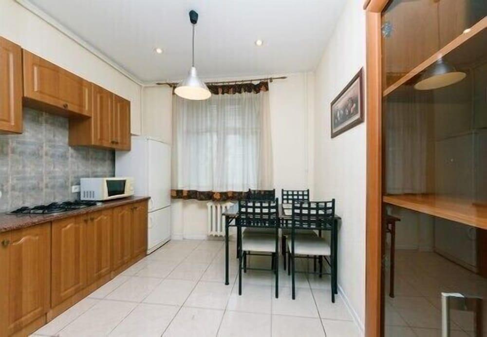 Alma Apartments