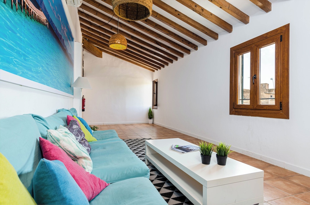 Urban Hostel Palma Albergue Juvenil