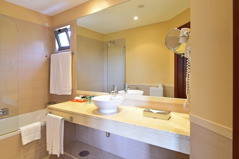 Porto Santo Vacations - Pestana Porto Santo Beach Resort  Spa - Property Image 5