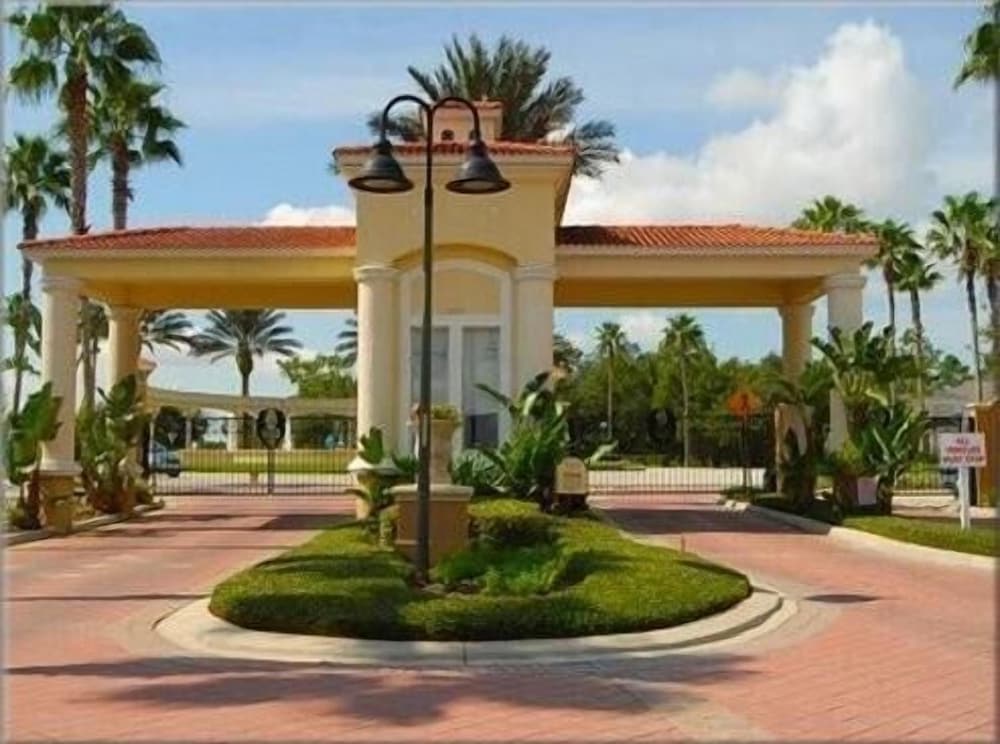 Emerald Island Resort