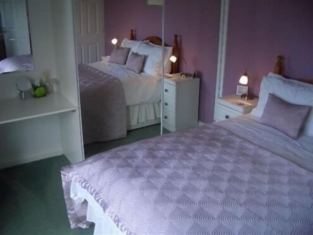 Quixhill - Denstone - Dove Meadow B & B