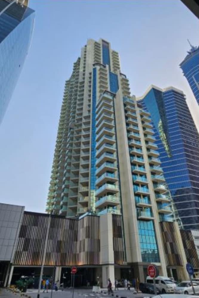 Impressive 2BR Apt with Premium