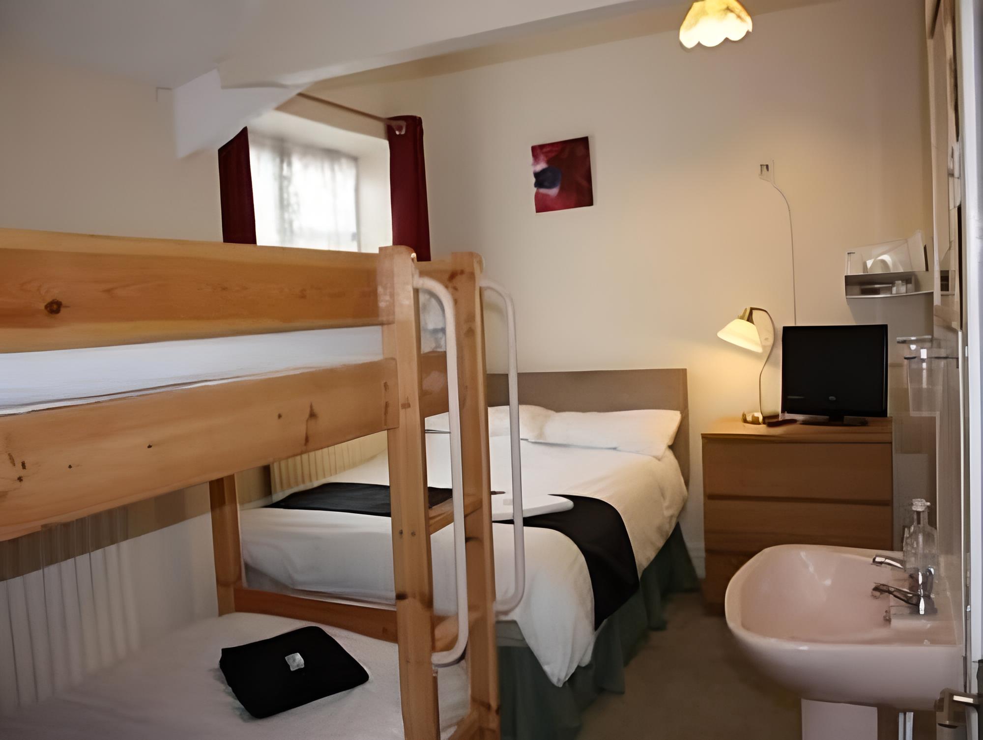 New Osborne Hotel
