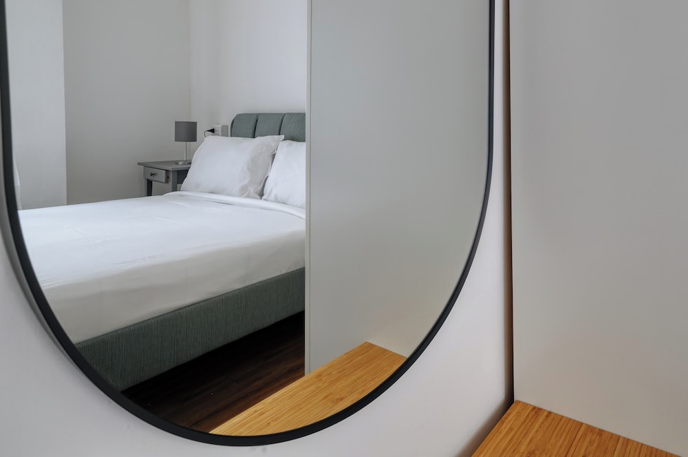 JOIVY Welcoming 3BR Flat in Milan Centre