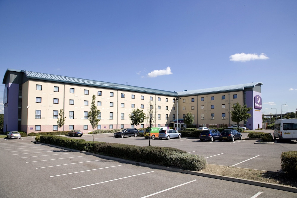 Premier Inn Thurrock West 4