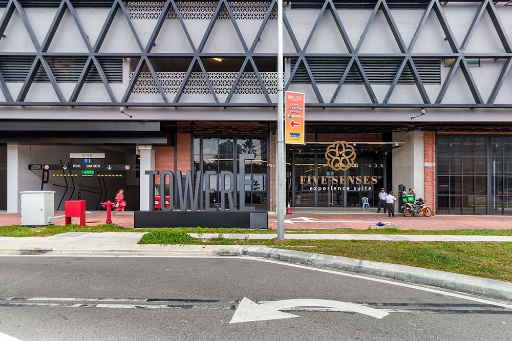Millerz Square Kuala Lumpur, Travelet