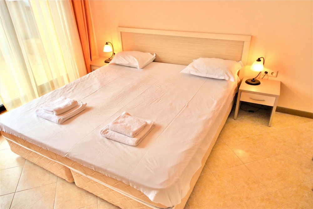 Menada Royal Sun Apartments