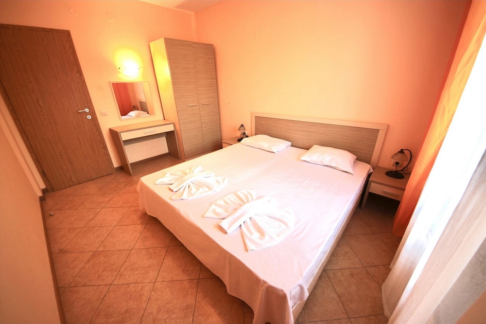 Menada Royal Sun Apartments