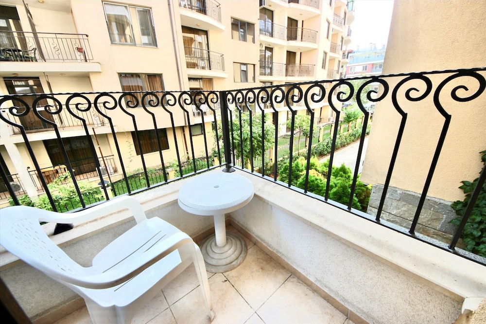 Menada Royal Sun Apartments