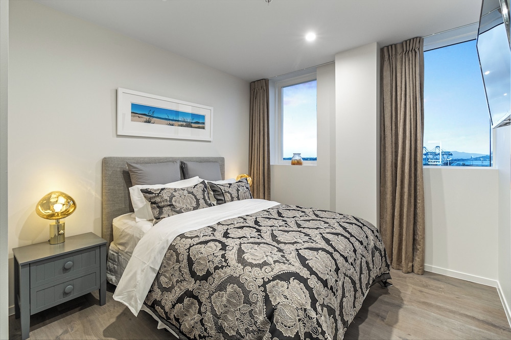 Modern 2BR Penthouse for Families by Zodiak Stays