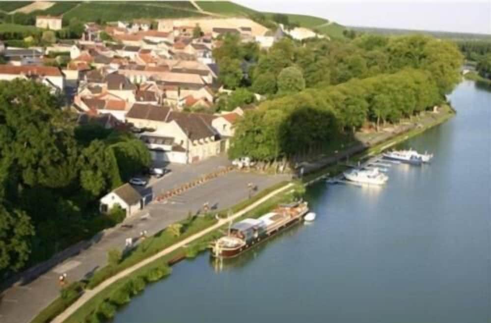 Le Clos Corbier view 4