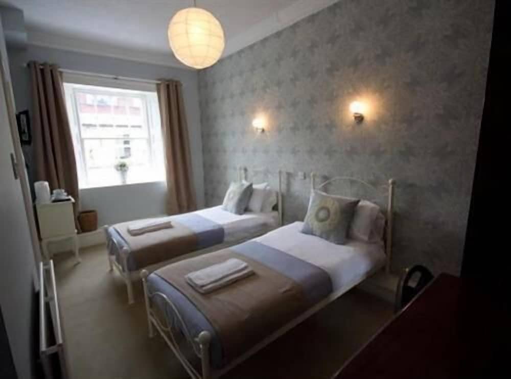 Anchor Hotel