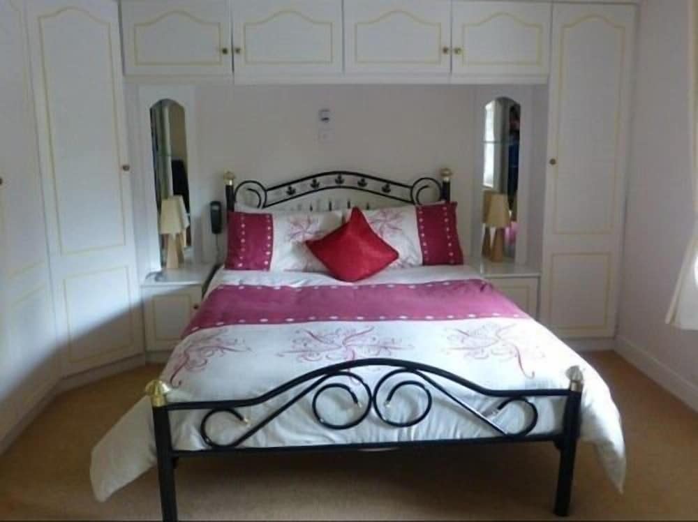 Plantation Lodge B&B