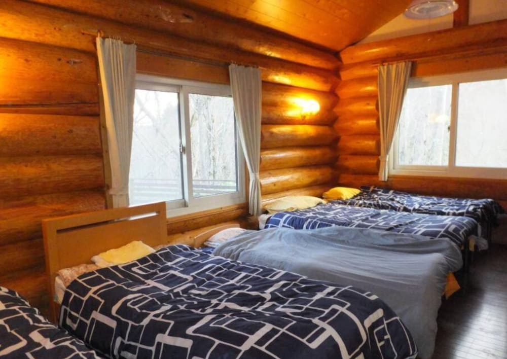 Noboribetsu Log House